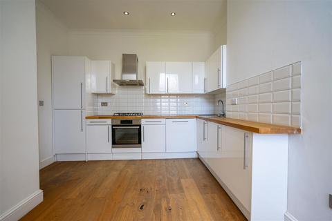 3 bedroom apartment to rent, Gondar Gardens, West Hampstead, NW6