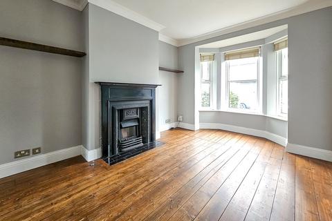 2 bedroom terraced house to rent, Mount Street, Harrogate, HG2