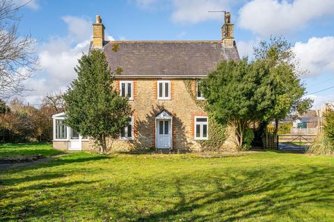 3 bedroom detached house for sale, Gibbs Lane, Hullavington