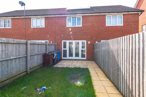 2 bedroom terraced house to rent, Rose Street, Oldham, OL9