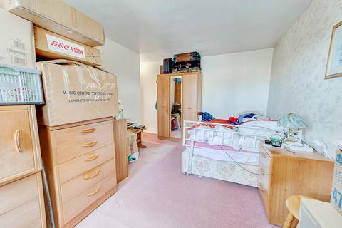 2 bedroom maisonette for sale, Witla Court Road, Rumney, Cardiff. CF3