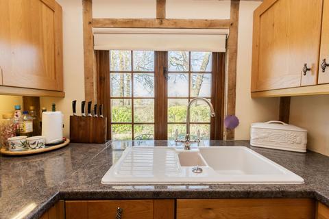 2 bedroom detached house for sale, Quiet location within walking distance of Biddenden Village Shops