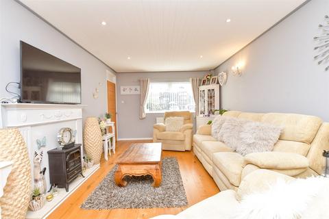 4 bedroom detached house for sale, Hillsboro Road, Bognor Regis, West Sussex