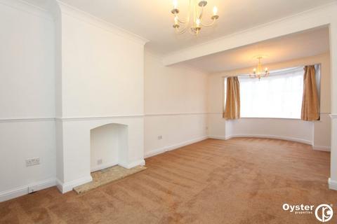 5 bedroom semi-detached house to rent, Belmont Road, Harrow, HA3