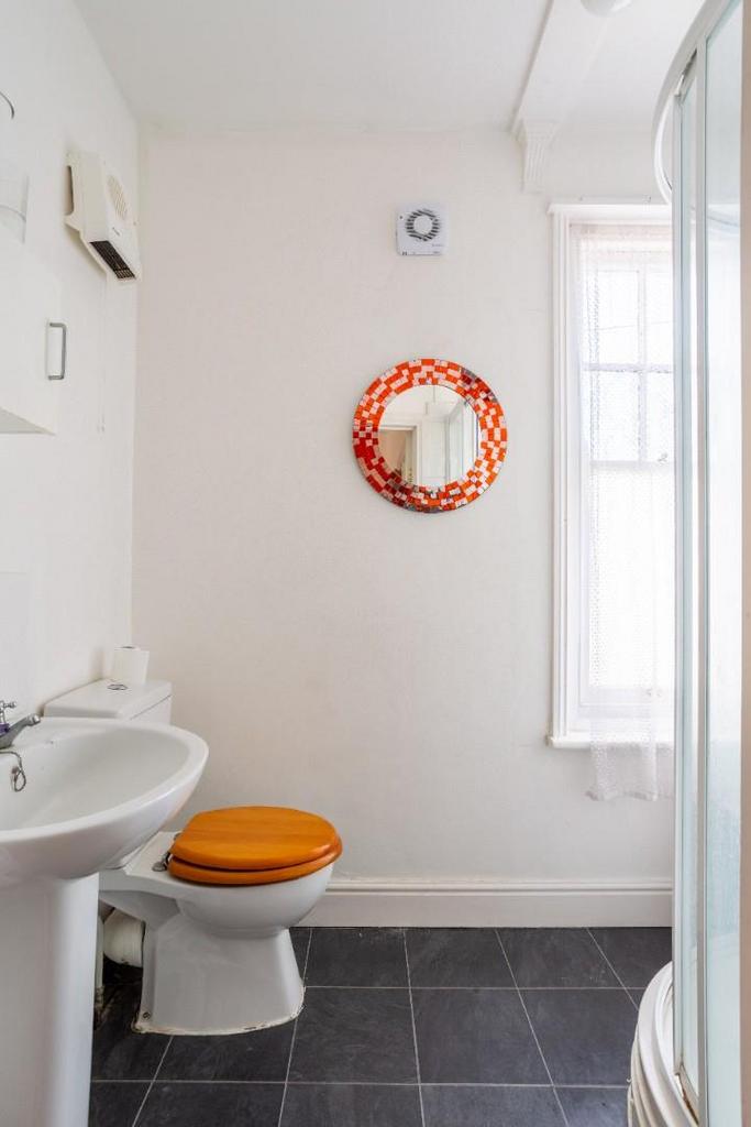 En-suite.jpg