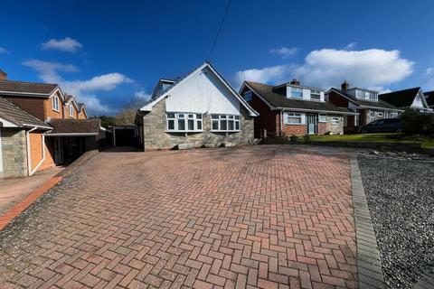 3 bedroom detached bungalow for sale, Stevens Road, Stourbridge, DY9 0XW