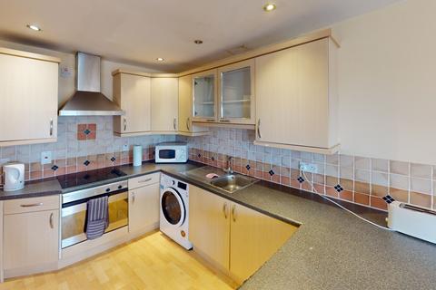 2 bedroom flat to rent, Royal Victoria Court, Gamble Street, Nottingham, Nottinghamshire, NG7