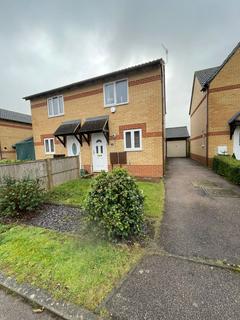 2 bedroom semi-detached house to rent, Heron Close, Woodford Halse, Daventry, NN11 3EN