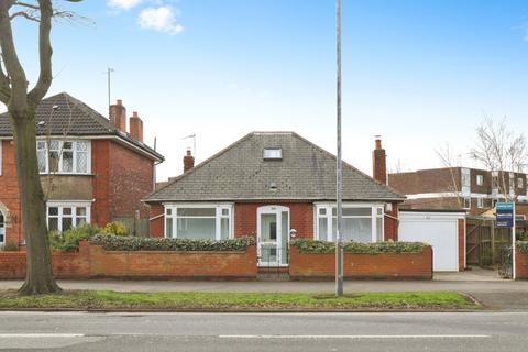 3 bedroom detached bungalow for sale, Inglemire Lane, Hull, HU6 7TD