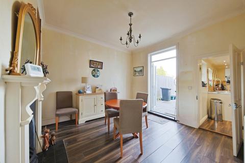 3 bedroom terraced house for sale, Chapel Lane, Barton-upon-humber, Lincolnshire, DN18 5PJ