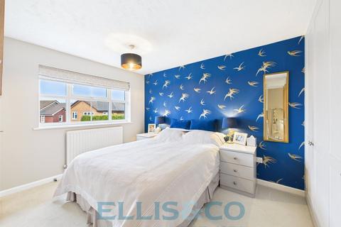 3 bedroom detached house for sale, Silver Close, Tonbridge, Kent, TN9