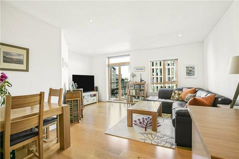 2 bedroom apartment for sale, Trinity Gate, Epsom Road, Guildford, Surrey, GU1
