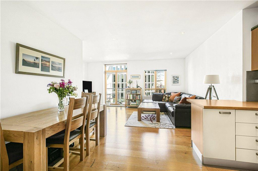 Reception/Kitchen