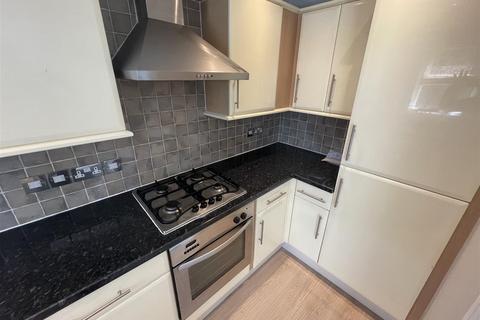 2 bedroom apartment to rent, Aranmore, Ballbrook Avenue, Didsbury