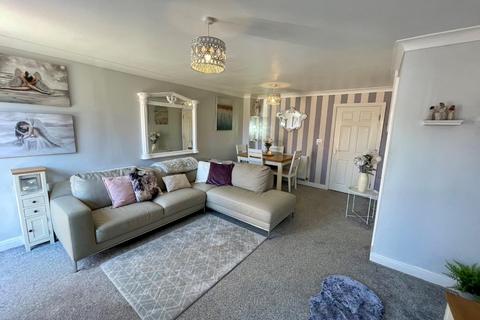 4 bedroom house for sale, Strawberry Park, Whitby, Ellesmere Port