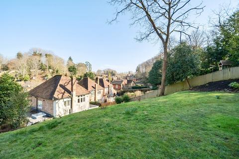 3 bedroom detached house for sale, Brighton Road, Godalming GU7