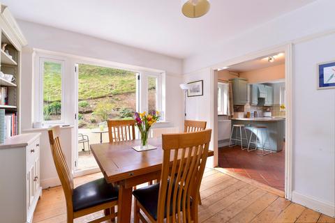 Greenways Brighton Road, Godalming, GU7 1PW