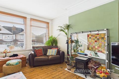 2 bedroom flat for sale, Collingtree Road, London, SE26