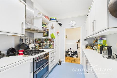 2 bedroom flat for sale, Collingtree Road, London, SE26