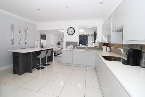 4 bedroom townhouse for sale, St Martins Lane, Langley Park, Beckenham, BR3