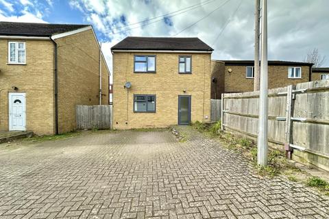 3 bedroom detached house for sale, Copthorne Mews, Hayes, , UB3 4BN