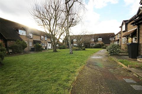 Mahon Close, Enfield, EN1