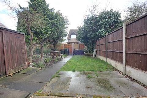 1 bedroom house to rent, Mahon Close, Enfield, EN1