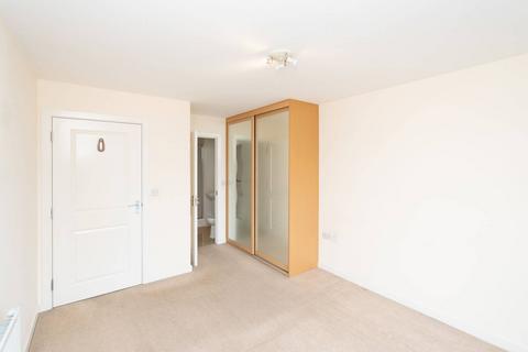 2 bedroom flat to rent, Midland Road, Hemel Hempstead, HP2