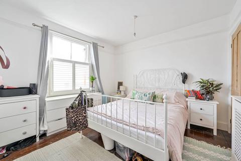 21 Cheselden Road, Guildford, GU1 3SB