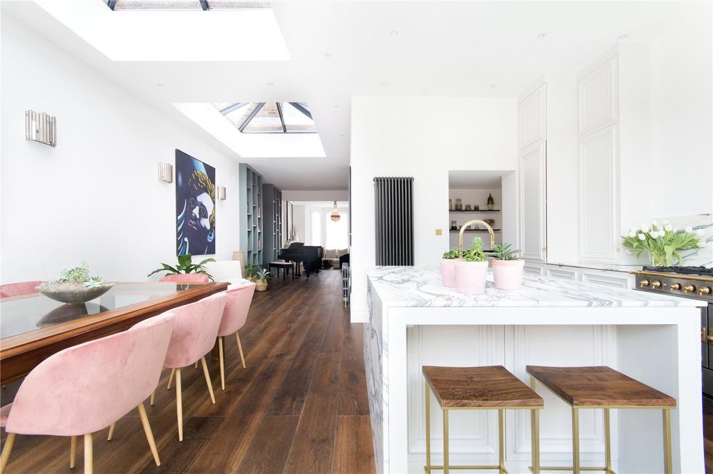 House in London - View 5