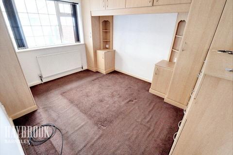 4 Halstead Grove, Mapplewell, Barnsley, S75 5QD