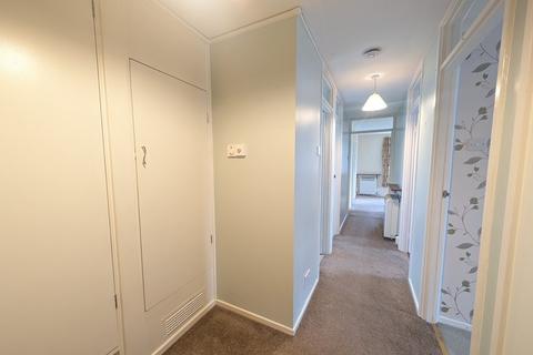 2 bedroom apartment to rent, Cliffe Gardens, Shipley, BD18