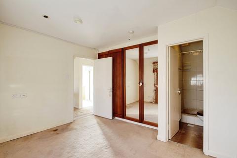 63 Richings Way, Iver, SL0 9DB