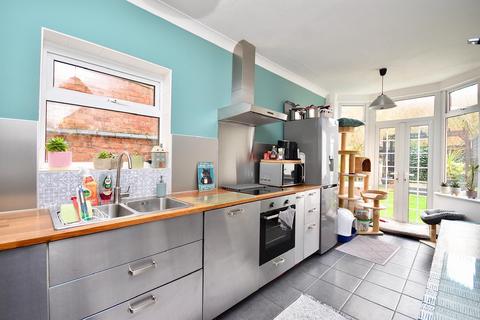 3 bedroom terraced house for sale, Lea Road, Northampton, NN1 4PE