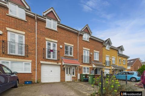 3 bedroom terraced house for sale, Wordsworth Gardens, Borehamwood WD6