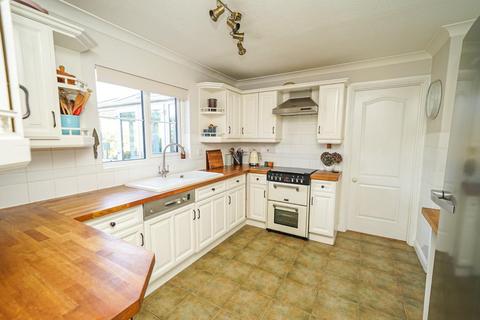 4 bedroom detached house for sale, Parsonage Farm, Wingrave