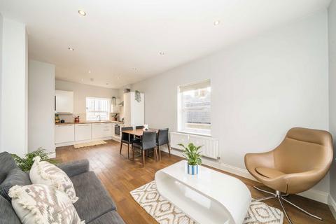 Flat 4, 1 Basing Court, London, SE15 5BF