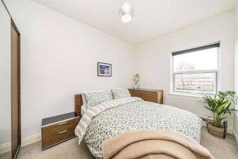 Flat 4, 1 Basing Court, London, SE15 5BF