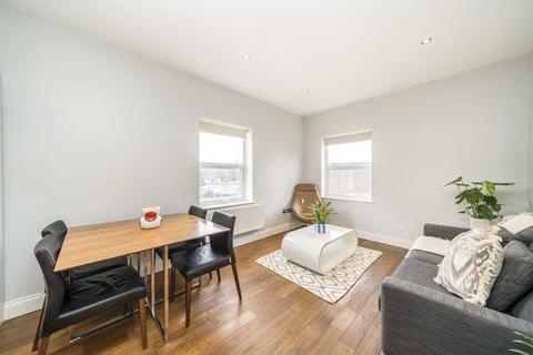 Flat 4, 1 Basing Court, London, SE15 5BF