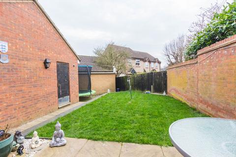 97 Ebbw Vale Road, Irthlingborough, Wellingborough, NN9 5YB
