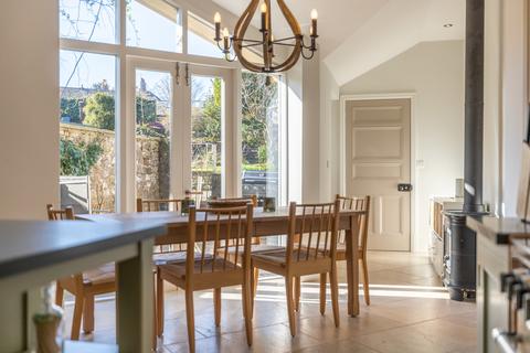 4 bedroom townhouse for sale, 12 Bective Road, Kirkby Lonsdale, LA6 2BG