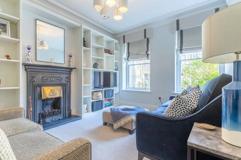 4 bedroom townhouse for sale, 12 Bective Road, Kirkby Lonsdale, LA6 2BG