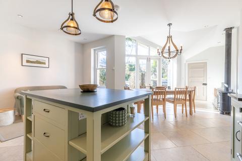 12 Bective Road, Kirkby Lonsdale, Carnforth, LA6 2BG