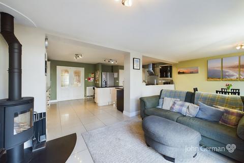 undefined, Postern Road, Tatenhill