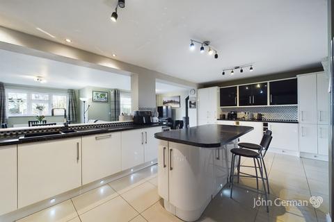 undefined, Postern Road, Tatenhill