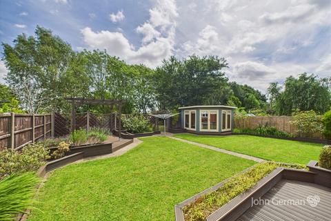 undefined, Postern Road, Tatenhill