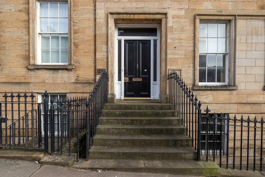 45-print-238 West George Street 45
