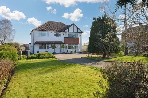 6 bedroom detached house for sale, Tetney Lane, Holton-le-Clay DN36 5AU