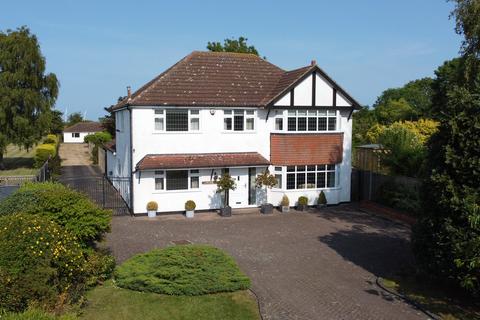 4 bedroom detached house for sale, Tetney Lane, Holton-le-Clay DN36 5AU