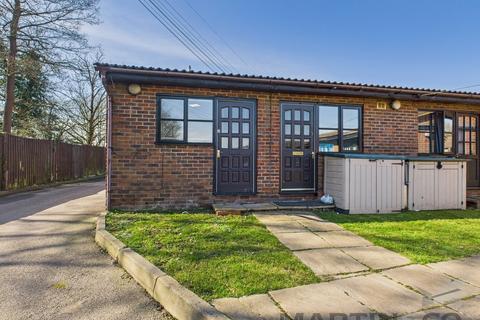 undefined, Bricket Lodge, Lye Lane